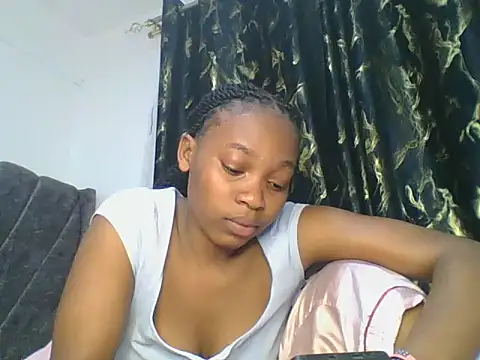 Snapshot of _Becky002 chatting on September 2025 08:52:01 PM Becky002 online show from September 2025 08:52:01 PM