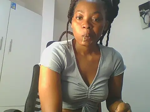  Becky002 online show from May 2026 09:40:02 AM