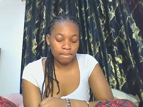 Snapshot of _Becky002 chatting on September 2025 09:54:01 AM Becky002 online show from September 2025 09:54:01 AM