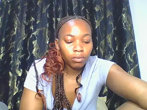 Snapshot of _Becky002 chatting on March 2026 11:12:02 AM Becky002 online show from March 2026 11:12:02 AM