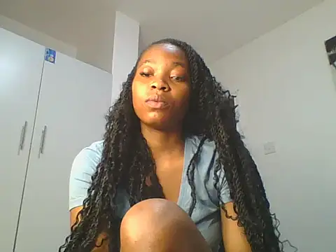 Snapshot of _Becky002 chatting on June 2026 10:46:02 AM Becky002 online show from June 2026 10:46:02 AM