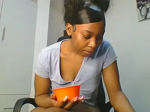 Snapshot of _Becky002 chatting on July 2026 10:33:01 AM Becky002 online show from July 2026 10:33:01 AM