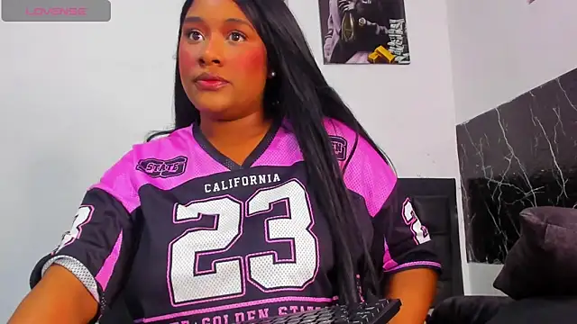 kriixtybrown online show from April 2026 06:56:01 PM