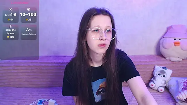 ur kitty   online show from February 2026 01:02:01 PM