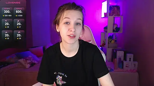 Snapshot of ur_kitty__ chatting on January 2025 01:05:02 PM ur kitty online show from January 2025 01:05:02 PM