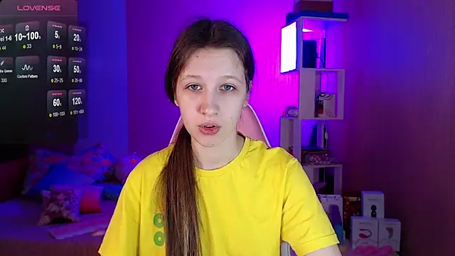 Snapshot of ur_kitty__ chatting on December 2024 01:32:02 PM ur kitty online show from December 2024 01:32:02 PM