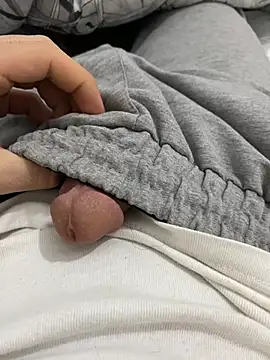 Snapshot of Alexx_x34 chatting on January 2025 10:37:01 PM Alexx x34 online show from January 2025 10:37:01 PM