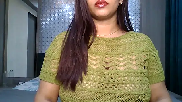 Snapshot of sparkling_queen chatting on June 2026 07:42:01 AM sparkling queen online show from June 2026 07:42:01 AM