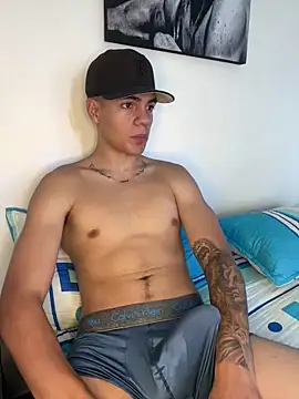 santiago sosa24 online show from May 2026 03:21:01 PM