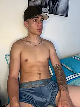 santiago sosa24 online show from May 2026 11:24:01 PM