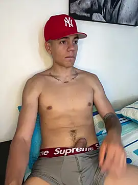santiago sosa24 online show from May 2026 12:53:02 PM