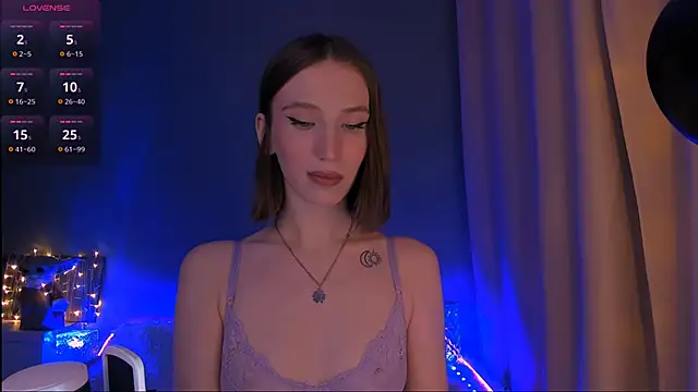 ellaamber online show from February 2025 08:59:02 AM