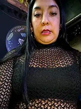 Bella keny online show from September 2025 07:40:02 PM