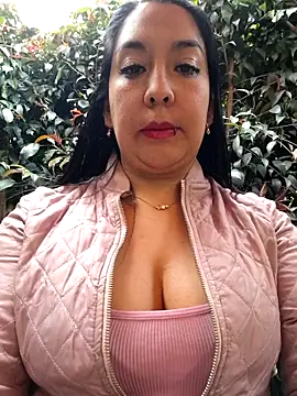 Bella keny online show from March 2026 07:01:01 PM