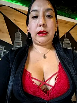 Bella keny online show from November 2025 05:46:01 PM