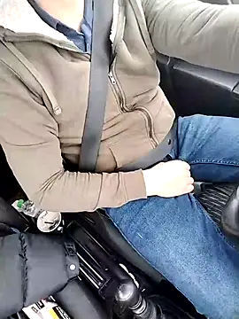 A man in public online show from January 2026 11:26:01 AM