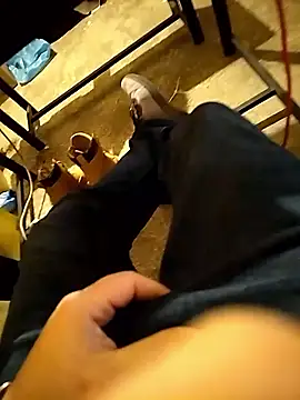 A man in public online show from January 2026 12:34:01 PM