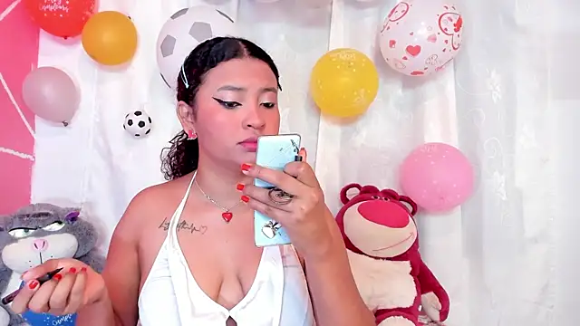 JessyZoe online show from July 2026 04:04:01 PM