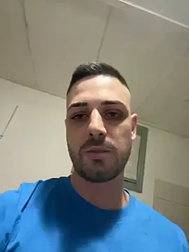 iltoscano95 online show from October 2025 06:59:02 PM