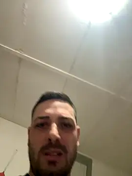 iltoscano95 online show from October 2025 07:47:02 PM