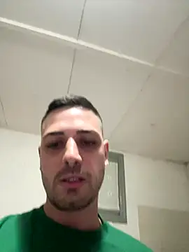 iltoscano95 online show from September 2025 08:26:01 PM