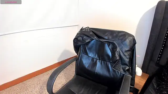 EmaGw online show from March 2025 01:49:01 AM