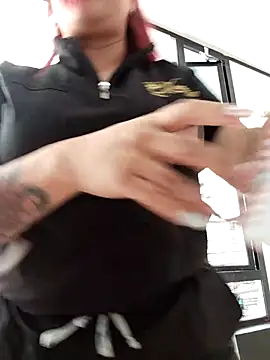 EmaGw online show from February 2026 01:35:02 PM