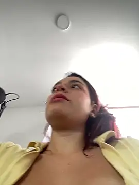 dakota le online show from April 2026 09:39:33 PM