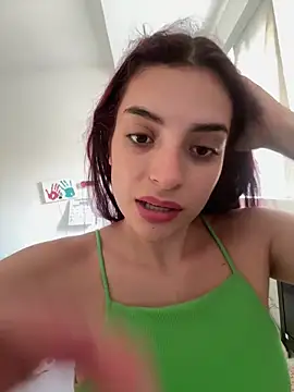 dakota le online show from December 2025 09:39:01 PM