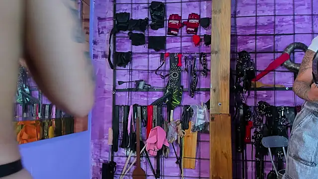 alexia aitanaa  online show from February 2026 07:35:02 PM