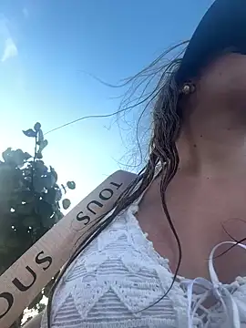 Snapshot of AudreyElla chatting on February 2025 10:08:02 PM AudreyElla online show from February 2025 10:08:02 PM