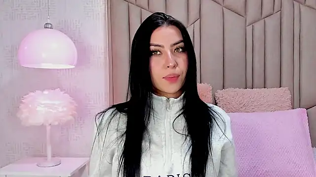 AudreyElla online show from April 2026 01:04:01 AM