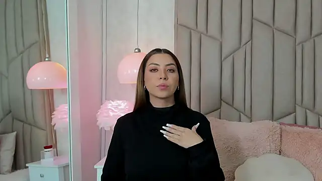 Snapshot of AudreyElla chatting on February 2025 04:10:01 AM AudreyElla online show from February 2025 04:10:01 AM