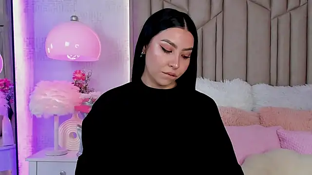 Snapshot of AudreyElla chatting on October 2025 05:06:02 AM AudreyElla online show from October 2025 05:06:02 AM