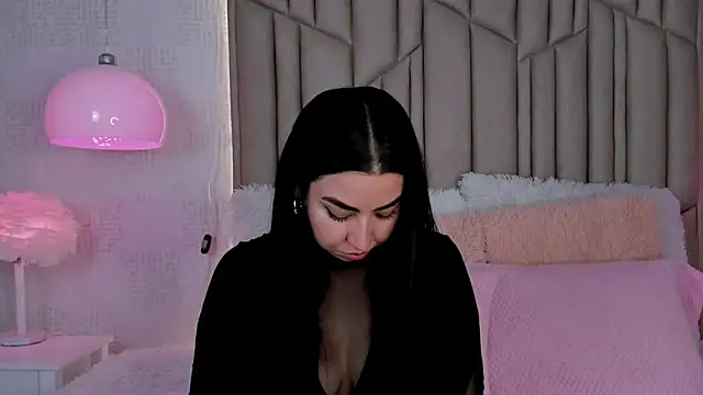 AudreyElla online show from March 2026 06:04:01 AM