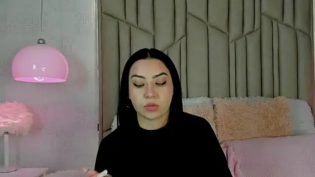 AudreyElla online show from March 2026 05:51:01 AM