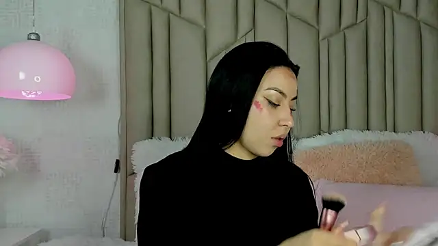 AudreyElla online show from March 2026 04:20:02 AM