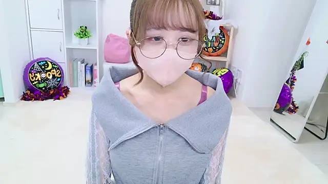 chihiro ri online show from October 2025 05:03:01 PM