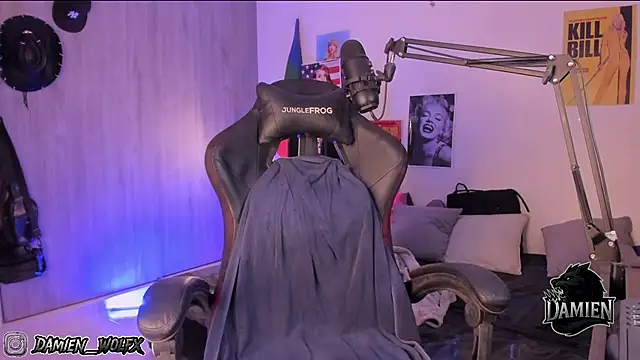 cinnamon boyxxx online show from December 2025 02:43:02 AM