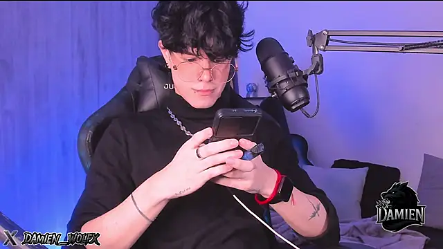 Snapshot of cinnamon_boyxxx chatting on September 2025 02:26:01 AM cinnamon boyxxx online show from September 2025 02:26:01 AM