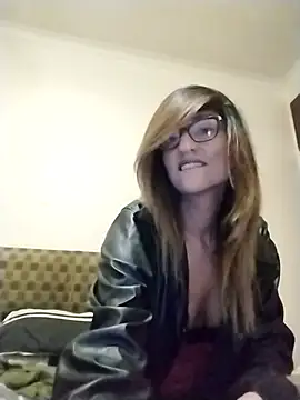 Snapshot of karmicQueen669 chatting on April 2026 05:06:02 PM karmicQueen669 online show from April 2026 05:06:02 PM