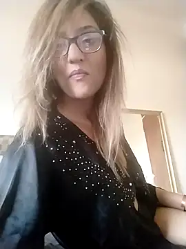 Snapshot of karmicQueen669 chatting on April 2026 03:16:01 PM karmicQueen669 online show from April 2026 03:16:01 PM