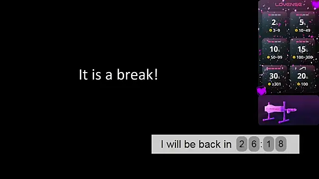 DanielPaige  online show from May 2026 10:11:02 PM
