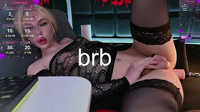 Snapshot of DanielPaige_ chatting on December 2025 11:38:02 AM DanielPaige online show from December 2025 11:38:02 AM