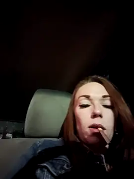 Genevieve143 online show from November 2025 04:19:02 AM