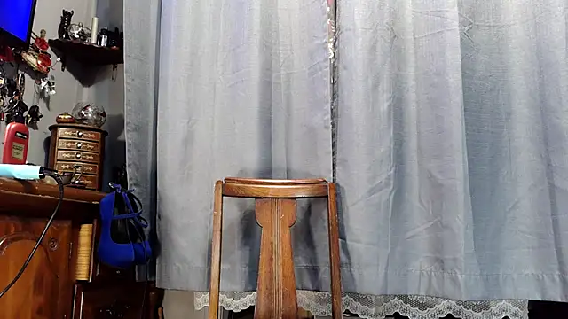 Genevieve143 online show from February 2026 02:25:01 AM