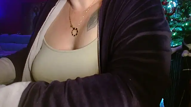 cruellaculdenfer67 online show from December 2025 09:38:02 PM