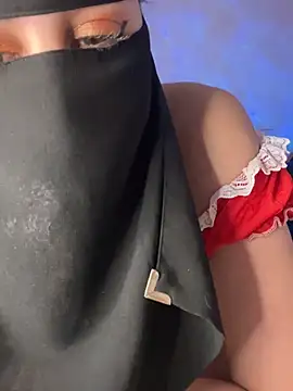 Snapshot of Jumanaa chatting on February 2026 05:13:02 PM Jumanaa online show from February 2026 05:13:02 PM