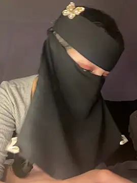 Snapshot of Jumanaa chatting on February 2026 04:28:02 PM Jumanaa online show from February 2026 04:28:02 PM