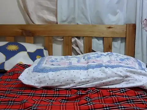 Anne-Marrie online show from November 2025 03:04:01 PM